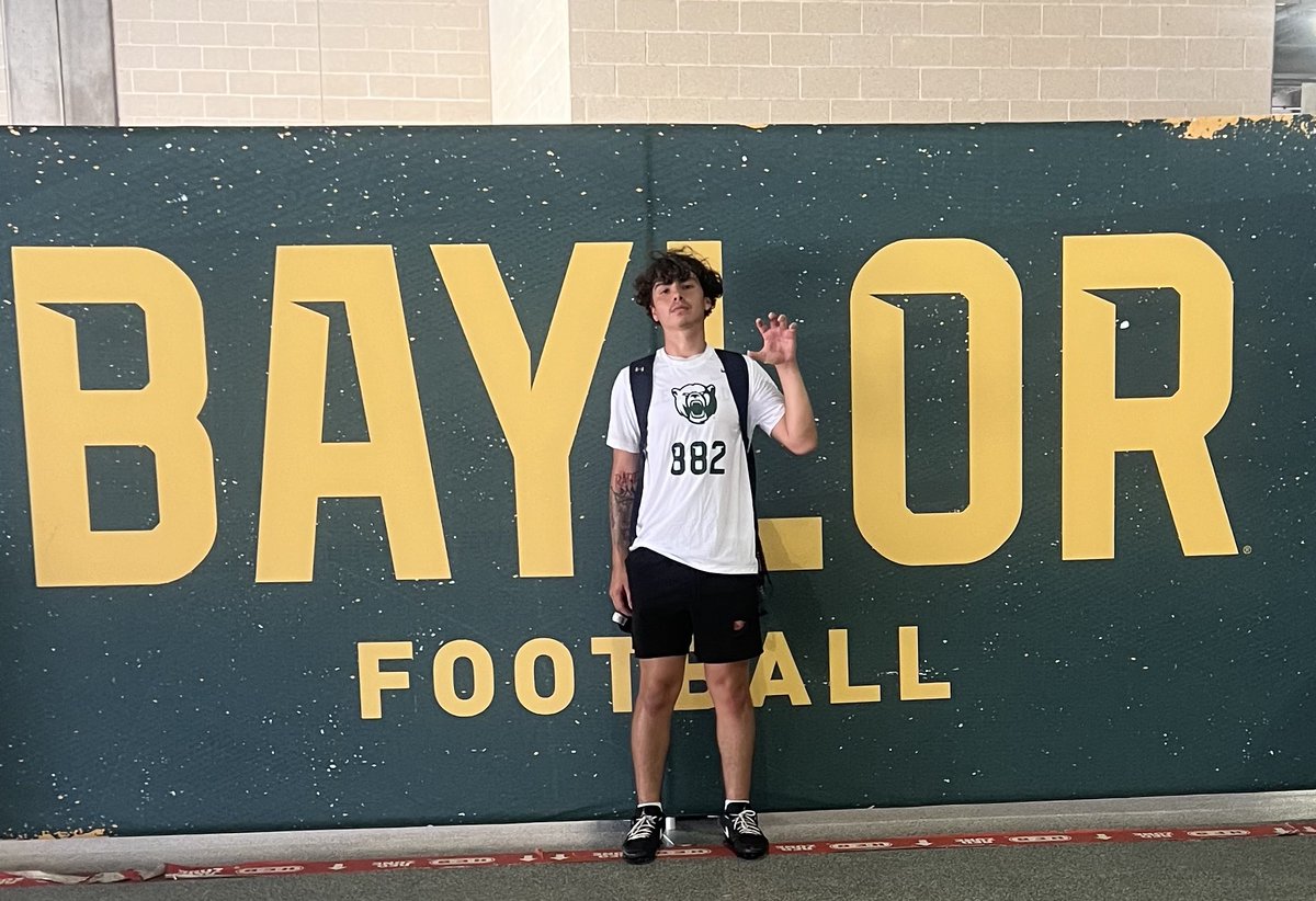 Thank you <a href="/sixstarfootball/">Six Star Football | PLUS+</a> for the right up!!! 💪🏼💪🏼 

<a href="/CoachDaveAranda/">Dave Aranda</a> 
<a href="/CoachRHolcomb/">Rhett Holcomb</a> 
<a href="/anthonyajmauro/">Anthony Mauro</a> 
<a href="/BUFootball/">Baylor Football</a> 
<a href="/SicemRecruiting/">Baylor Football Recruiting News</a> 
<a href="/CoachDeeLew/">Derrick Lewis Sr.</a> 
<a href="/CoachGainesRec/">CG Recruiting</a> 
<a href="/MNTHS_Football/">MNTHS_Football</a>