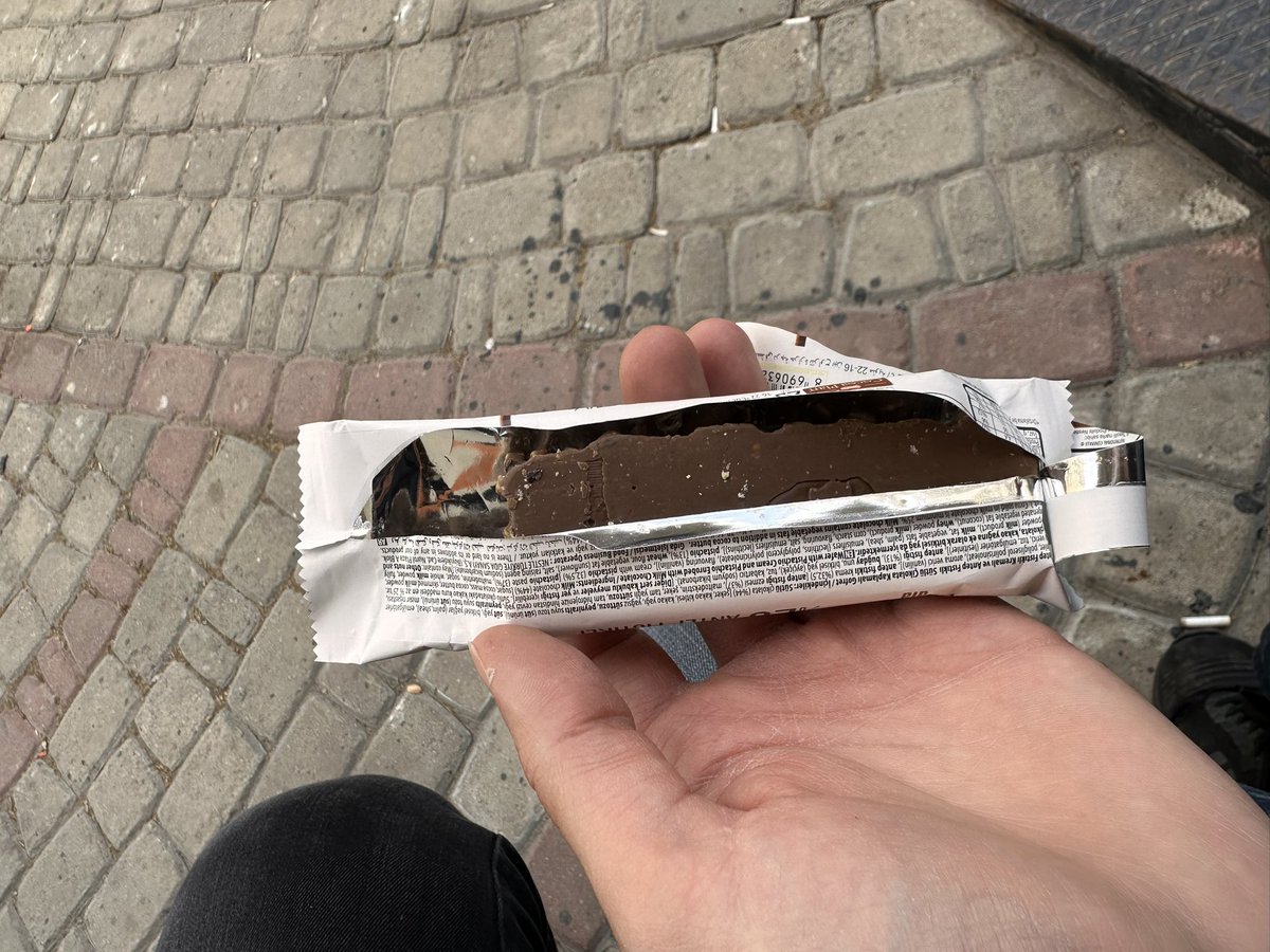 Paketi görünce bişey sanıyorsun ama içini açınca şok o kadar dolu doluki maşallah pakete sığmamış 
<a href="/Nestle/">Nestlé</a> <a href="/nestlecikolata/">Nestlé Çikolata</a> <a href="/NestlePure_Life/">Nestlé Pure Life TR</a> <a href="/NestleyeSor/">Nestlé'ye Sor</a> @nestle