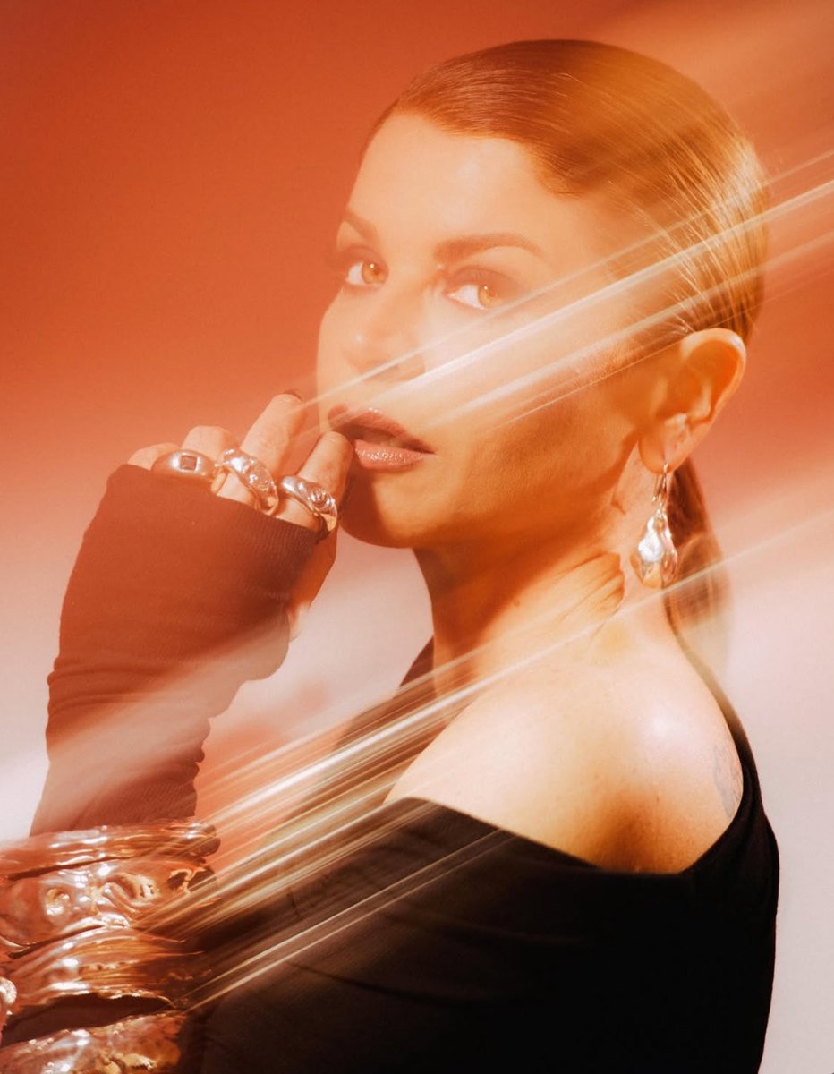 IT Parade (@itparade_) on Twitter photo “SERENATA” è la tredicesima top 10 nella classifica settimanale singoli <a href="/FIMI_IT/">FIMI</a> per <a href="/AmorosoOF/">Alessandra Amoroso</a>:
#1 Immobile
#1 Stupida
#1 Karaoke coi <a href="/BOOMDABASH/">BOOMDABASH</a>
#2 Pezzo di cuore con <a href="/MarroneEmma/">Emma Marrone</a>
#2 La mia storia con te
#3 Piccole cose con <a href="/Fedez/">Fedez</a> e <a href="/jaxofficial/">J-Ax</a>
#4 Find a way
#4 Amore Puro “SERENATA” è la tredicesima top 10 nella classifica settimanale singoli <a href="/FIMI_IT/">FIMI</a> per <a href="/AmorosoOF/">Alessandra Amoroso</a>:
#1 Immobile
#1 Stupida
#1 Karaoke coi <a href="/BOOMDABASH/">BOOMDABASH</a>
#2 Pezzo di cuore con <a href="/MarroneEmma/">Emma Marrone</a>
#2 La mia storia con te
#3 Piccole cose con <a href="/Fedez/">Fedez</a> e <a href="/jaxofficial/">J-Ax</a>
#4 Find a way
#4 Amore Puro
