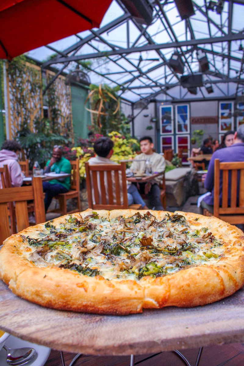 TrvlTasteTour's tweet image. Chill by the Bay in Berkeley! 🌬️ Off-season rates, foodie legends, walkable charm, and breezy weather make this the perfect summer escape.
#BerkeleyCA #CoolByTheBay #SummerGetaway #BayAreaBasecamp