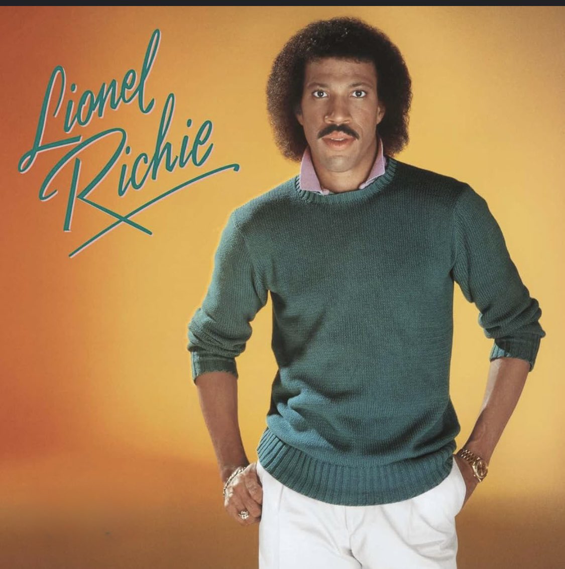 Happy Birthday!

Lionel Ritchie.

Für mich war und ist er einer der genialsten Komponenten und Performer aller Zeiten.
Seine Musik ist zeitlos, individuell und Generationen übergreifend.

Auch live ist der alterslos wirkende Sympathieträger eine Wucht.

Love you Music!