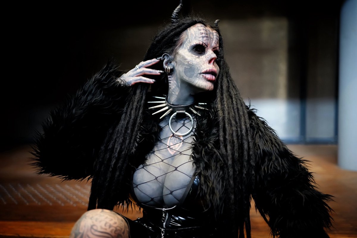 TOXII 😈

#bodymod #toxiibodymod #facetattoo #devil #bodymodification