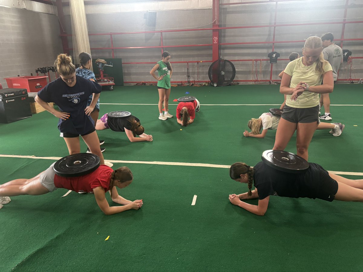 LadyRedBball's tweet image. LRB becoming bigger , stronger, faster. Great week of open gyms and lifting. Next week Youngstown St shootout and Deuce Brand shootout at Cedar Point . All Champions pay a price!