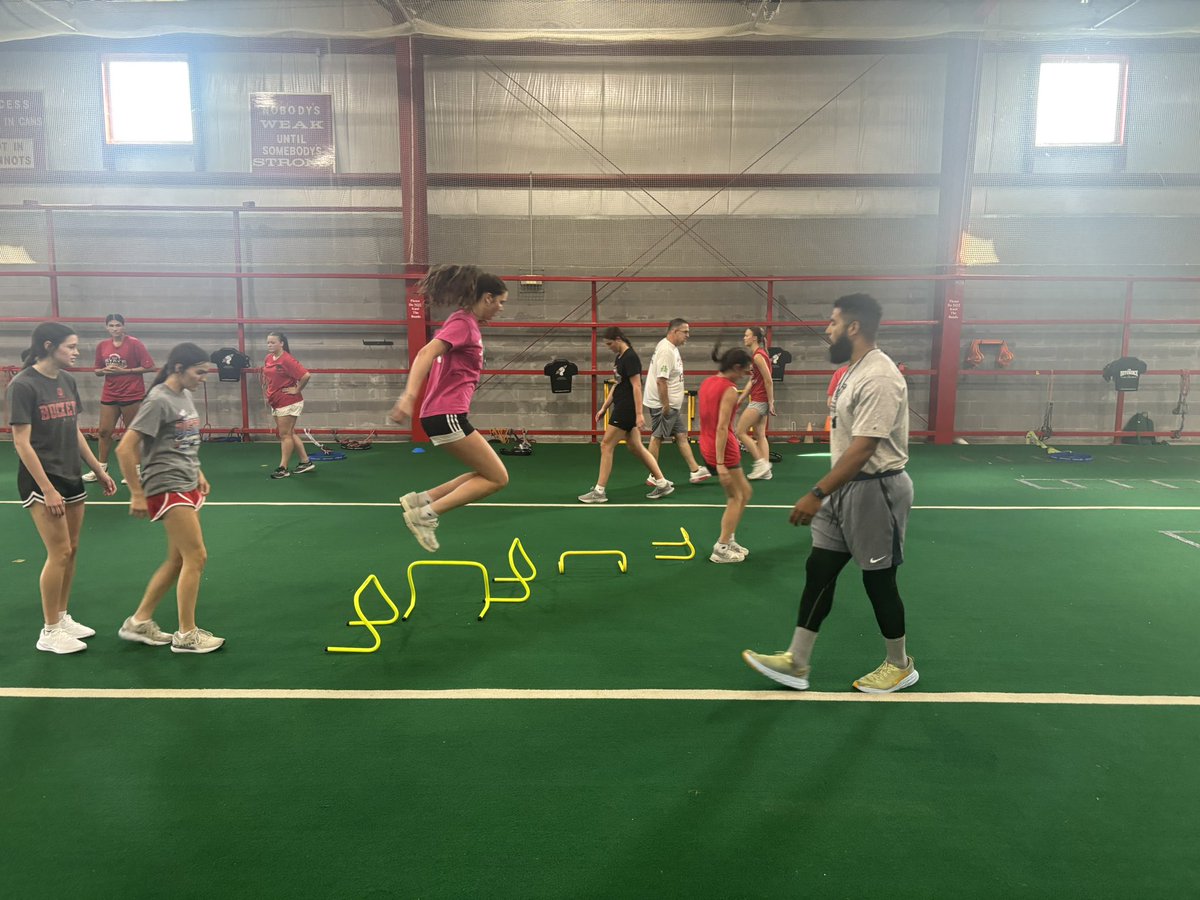 LadyRedBball's tweet image. LRB becoming bigger , stronger, faster. Great week of open gyms and lifting. Next week Youngstown St shootout and Deuce Brand shootout at Cedar Point . All Champions pay a price!