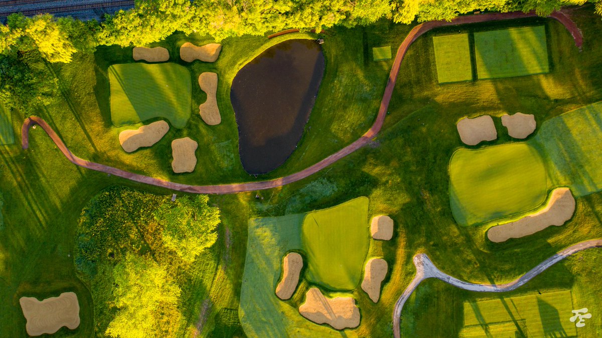 fried_egg_golf's tweet image. Summertime Chi at Beverly.