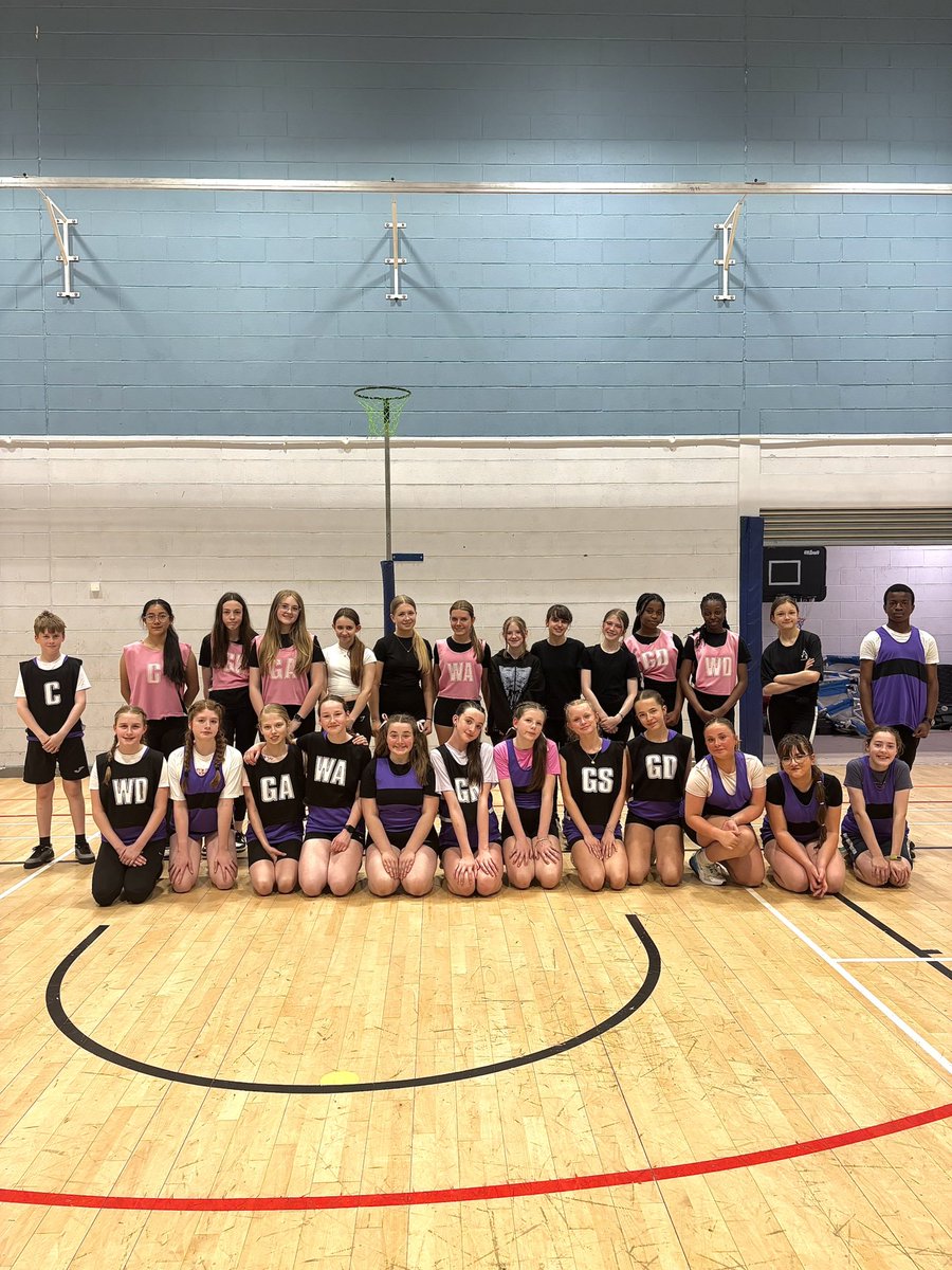 ⭐️S2/3 Netball⭐️

Massive shoutout to our Netball players who took part in their first friendly this afternoon. Some brilliant play and great team work!👏

Thank you to <a href="/JyhsPe/">JYHS PE</a> for coming along and giving us a great game🏐💜
