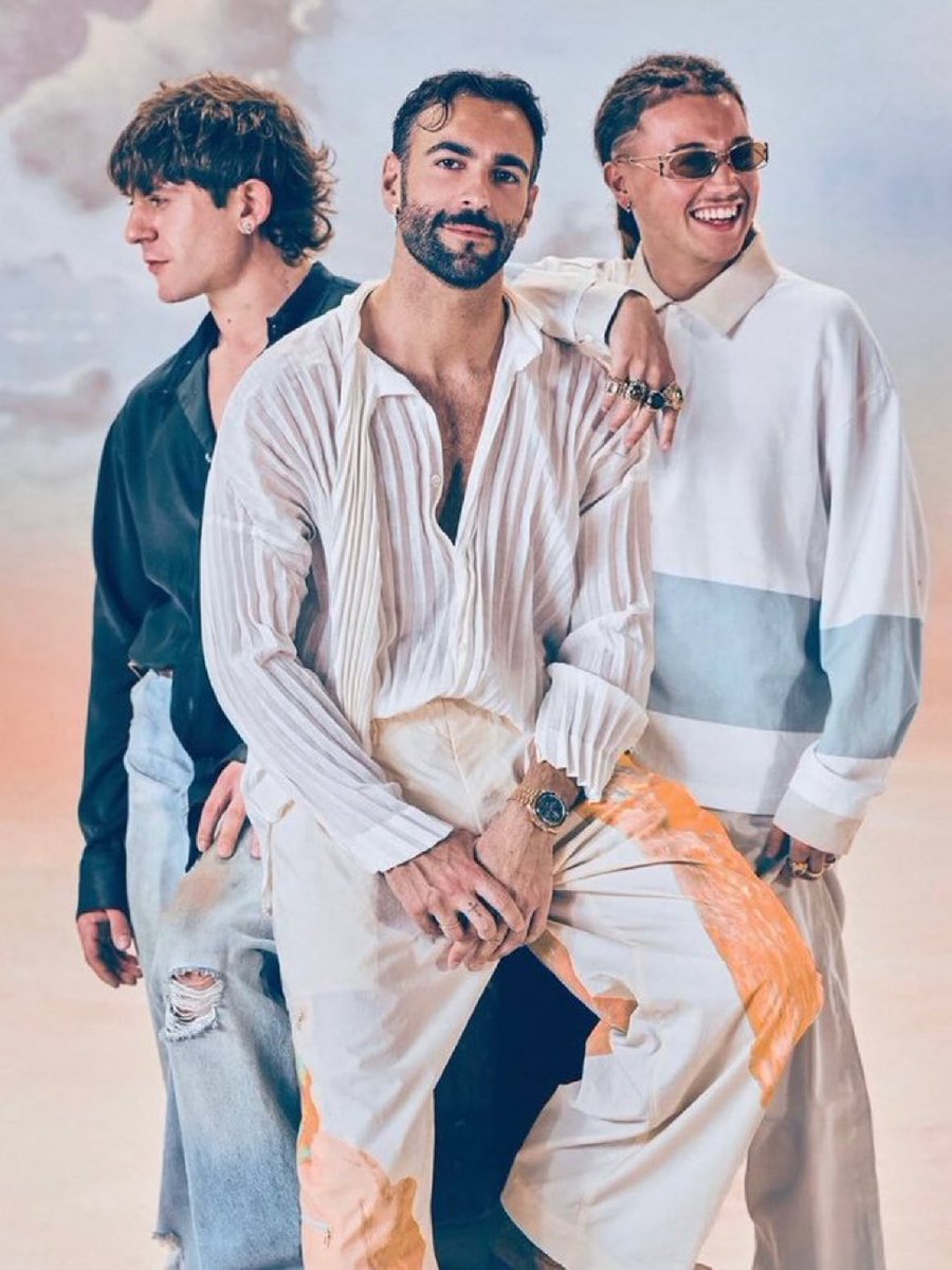 Top 100 singoli FIMI: #25 (NEW) Sto Bene Al Mare - <a href="/mengonimarco/">Marco Mengoni</a>, <a href="/rkomi_mirko/">Mirko</a> e #SayF

<a href="/FIMI_IT/">FIMI</a>