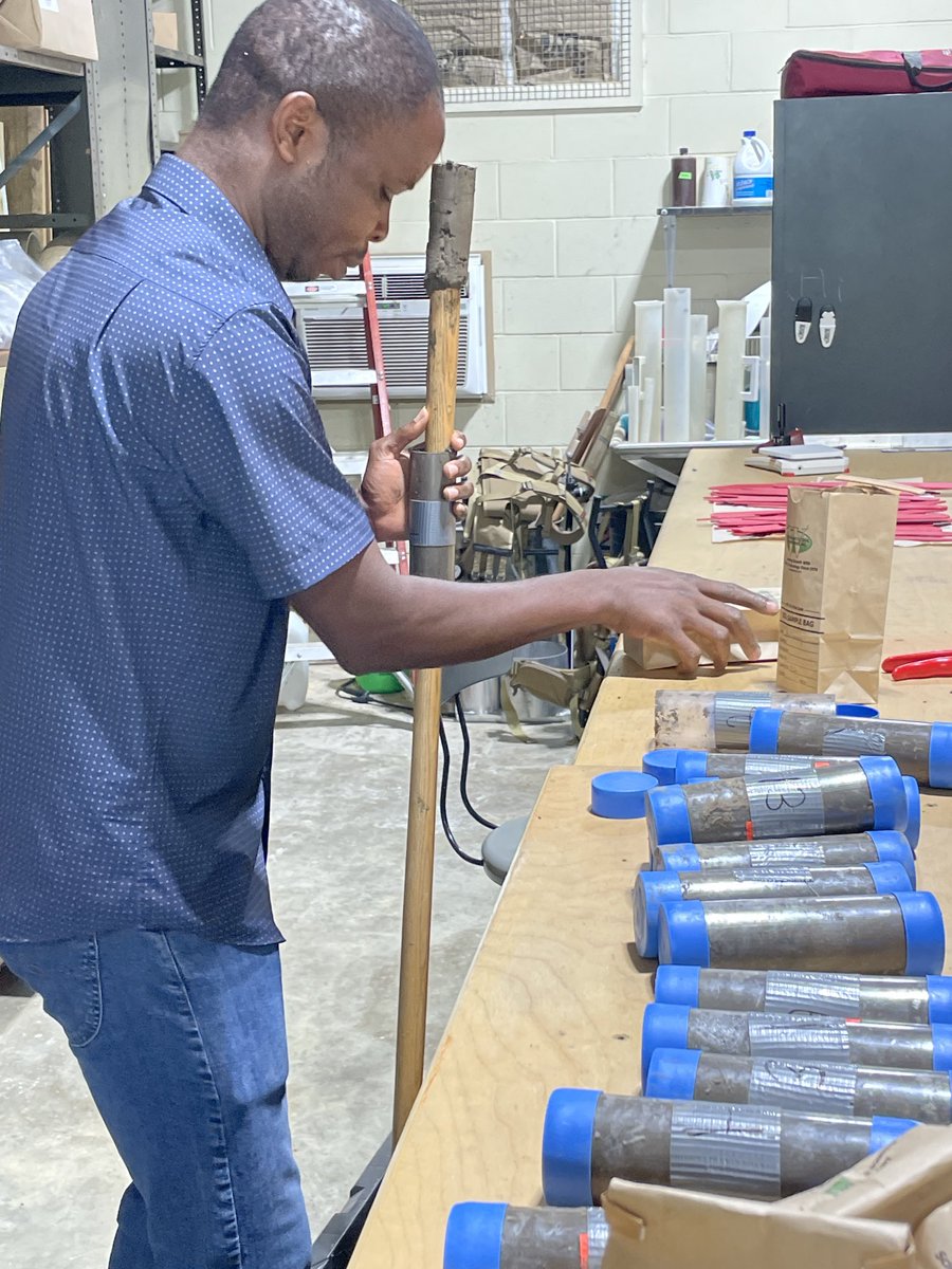 Mike Mulvaney (@thedirtdude) on Twitter photo Today, I learned a new technique to remove bulk density samples from <a href="/OluwafemOyedele/">Oluwafemi Oyedele 🇳🇬 🇺🇸</a> Today, I learned a new technique to remove bulk density samples from <a href="/OluwafemOyedele/">Oluwafemi Oyedele 🇳🇬 🇺🇸</a>