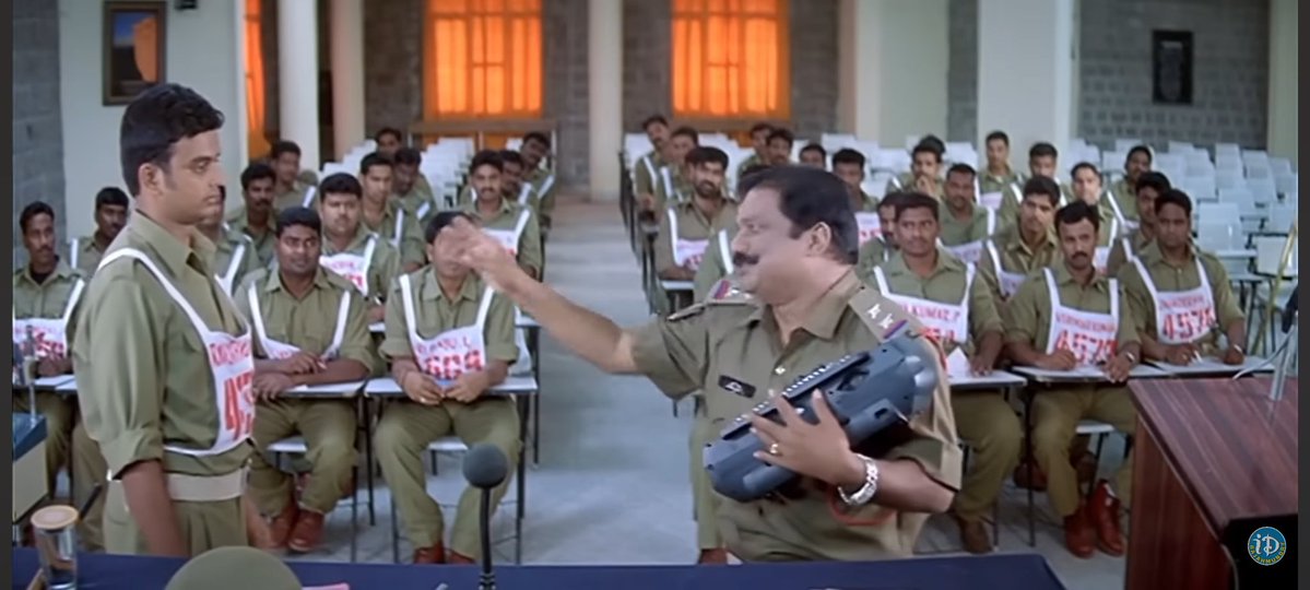 Aa next movie varaku vadu Industry lo untadenti...Veera Mullu losses debbaki Ratnam uncle tho kalisi color sodalu ammukuntadu