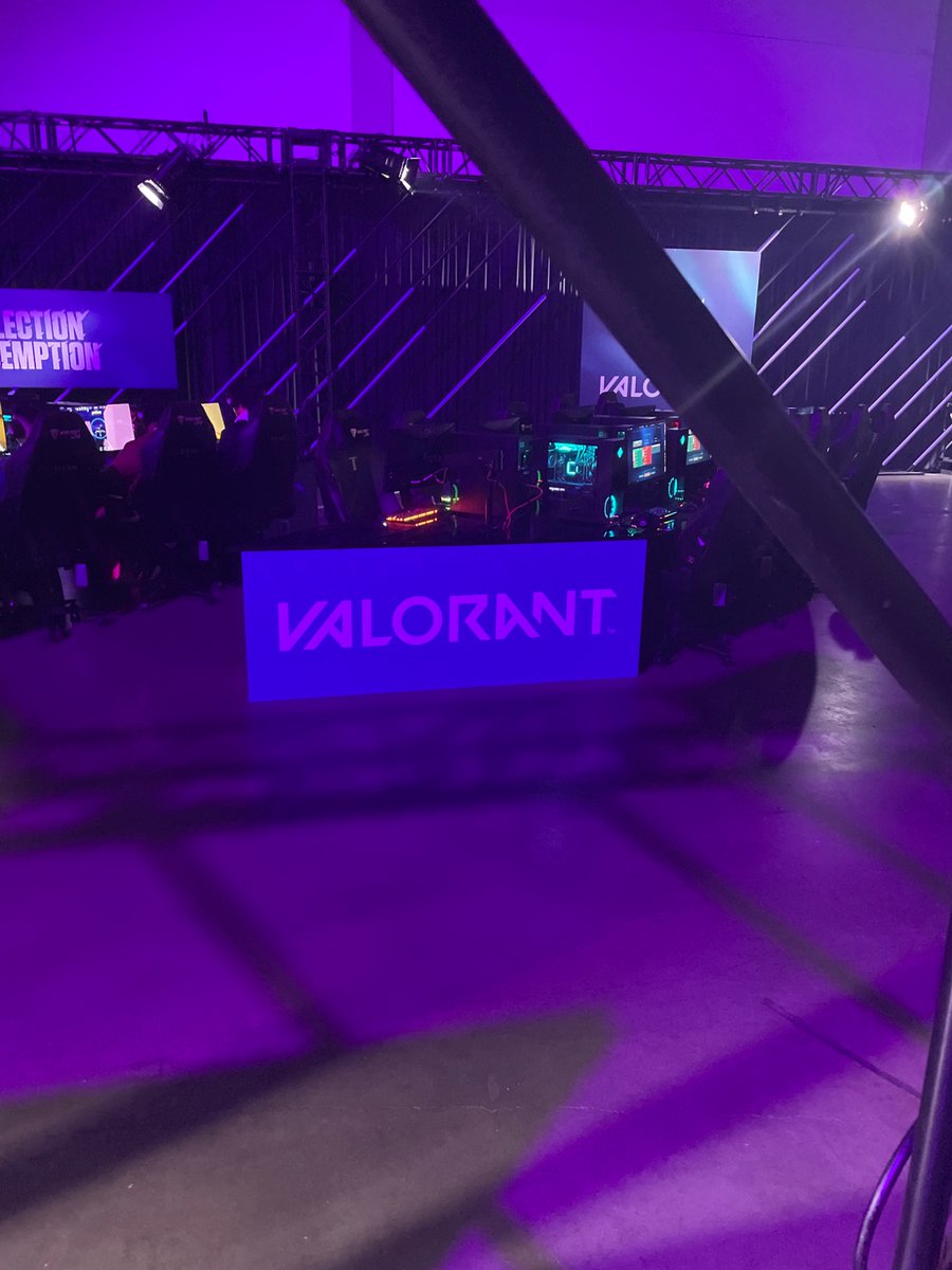 VCT turning out to be amazing, love the crowd energy