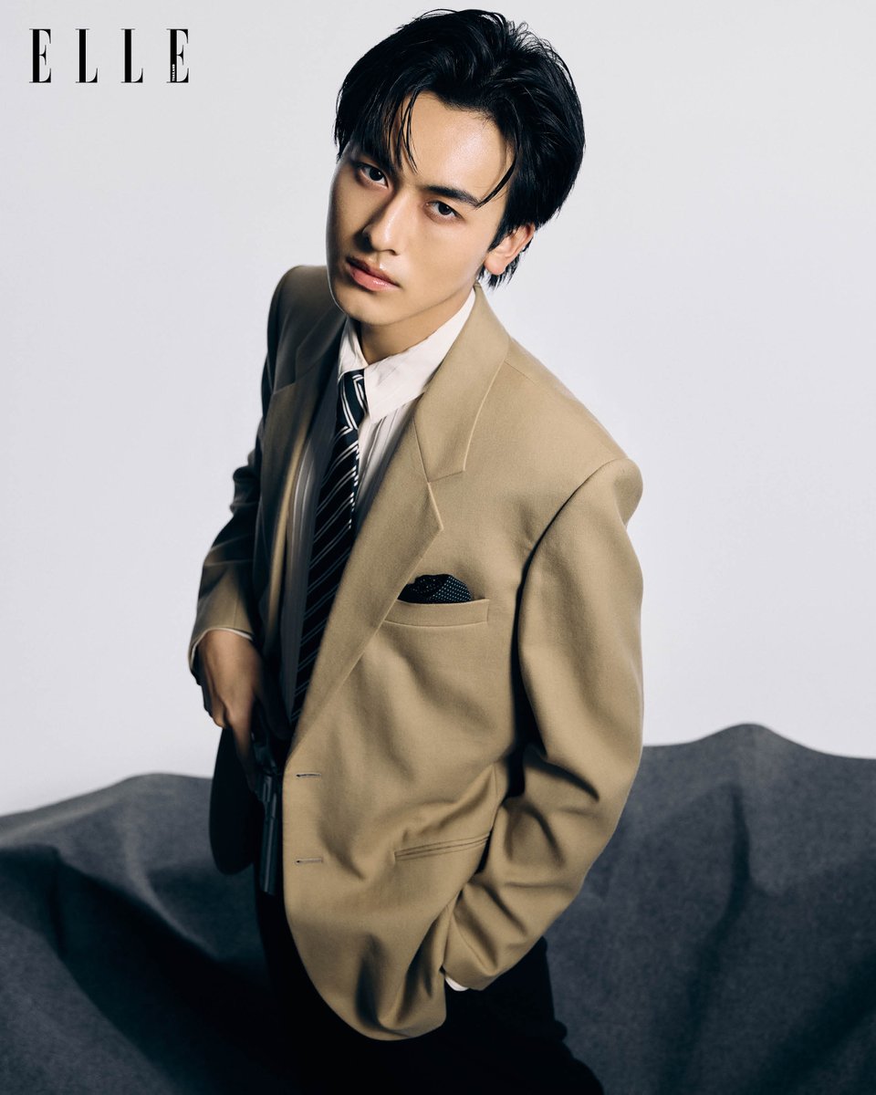 ส่งท้ายภาพแฟชั่นเซ็ตของ 3 หนุ่มวง <a href="/PROXIE_Official/">PROXIE</a> 'อองรี-วิคเตอร์-กร' ในคอลัมน์ #ELLECrush ประจำเดือนมิถุนายน ที่ถ่ายทอดสไตล์และคาแร็กเตอร์เฉพาะตัว

อ่านบทสัมภาษณ์เวอร์ชั่นพิเศษเฉพาะออนไลน์ได้แล้วที่ ellethailand.com/life-culture/p…

#ELLEThailand
#ELLECrushxPROXIE
#PROXIEth