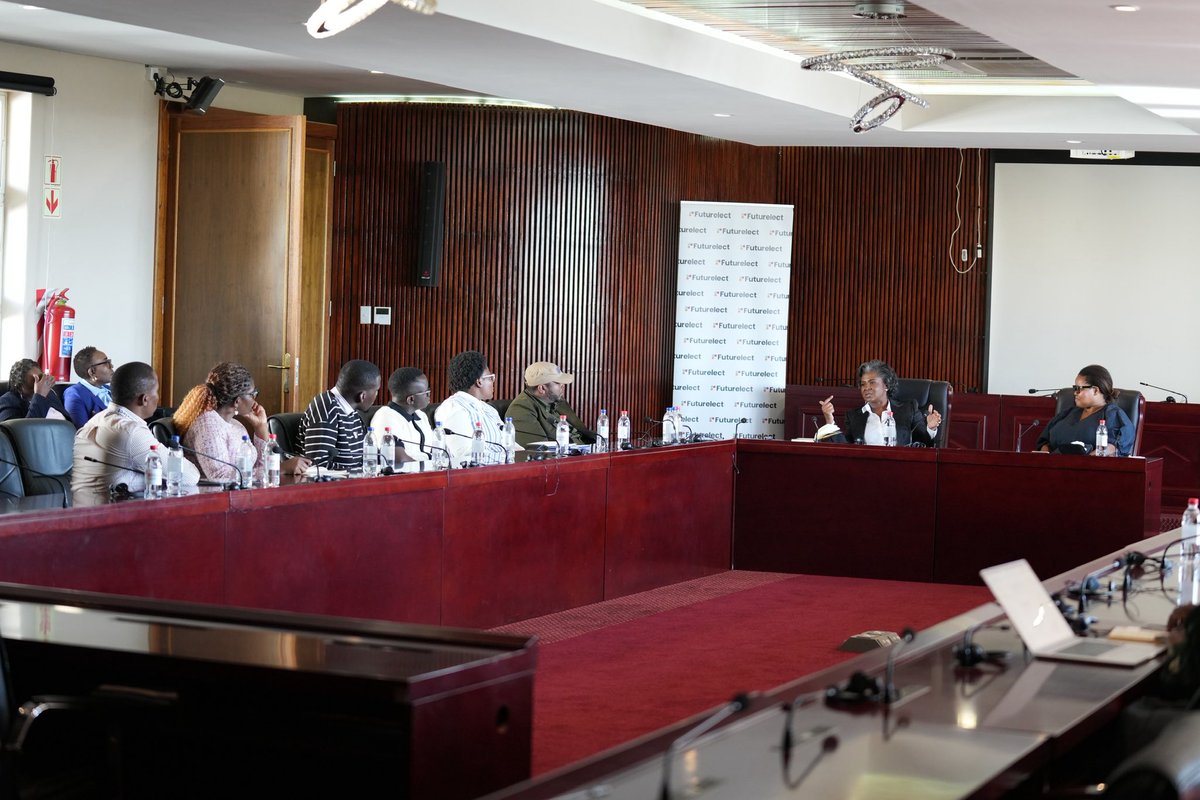 2/The session, Leadership By Design, explored how early career experiences shape one’s view of justice, power &amp; systemic change.

“Soft power is when you change mindsets, when you shift policy. It doesn’t need a title, it needs purpose, influence &amp; credibility,” said Mrs Geingos.