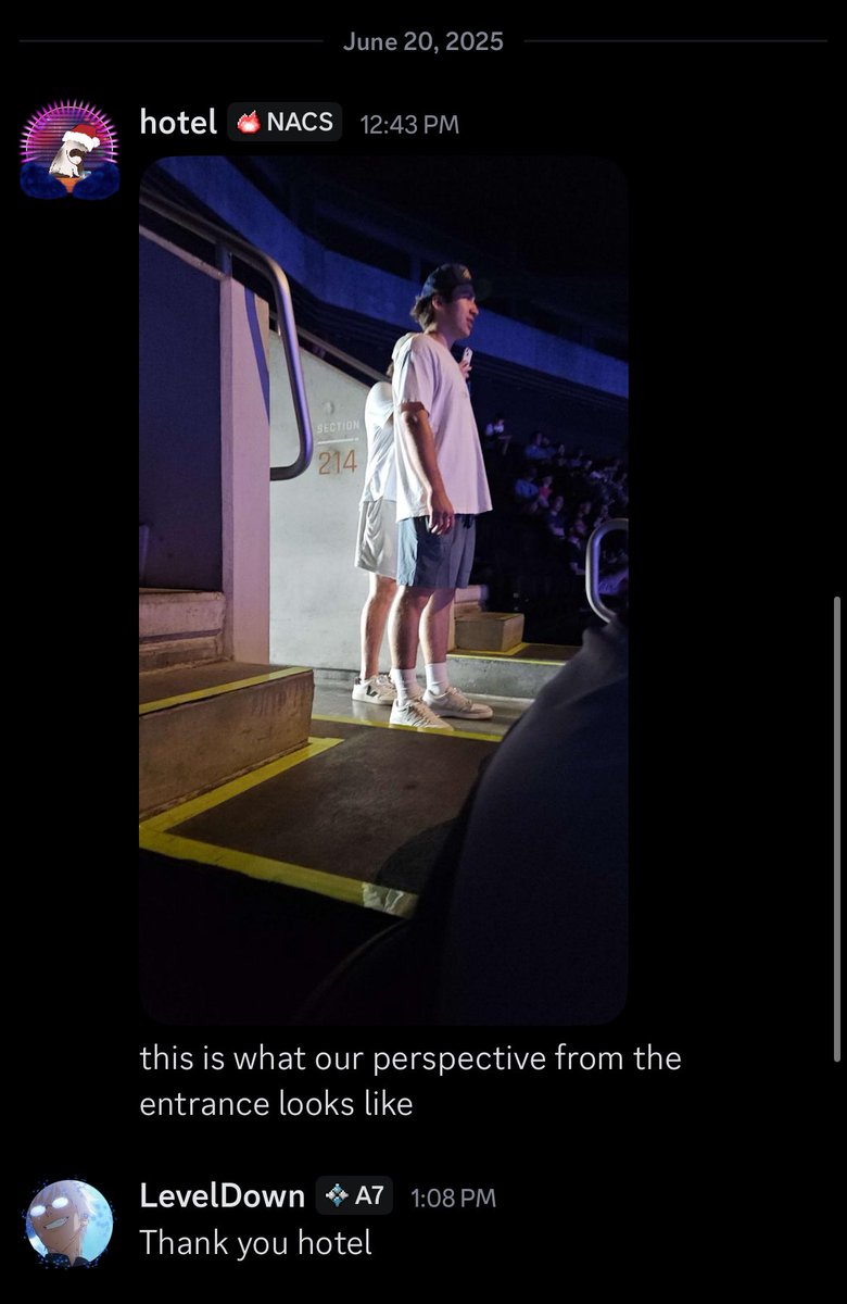 LevelDown7's tweet image. Got to meet up with @FraqKTR and @hotelious to start day 2 of the major