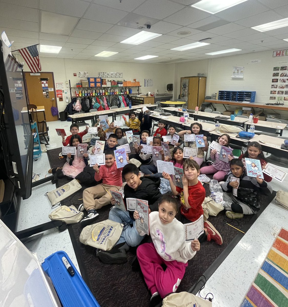 Welcome to our new followers! 👋 We’re StoryBook Treasures, a nonprofit on a mission to put books into the hands, hearts, and homes of children across the country. 📚💛

Check out these joyful faces at Sugarland Elementary as they unwrap their latest StoryBook Treasures kits!