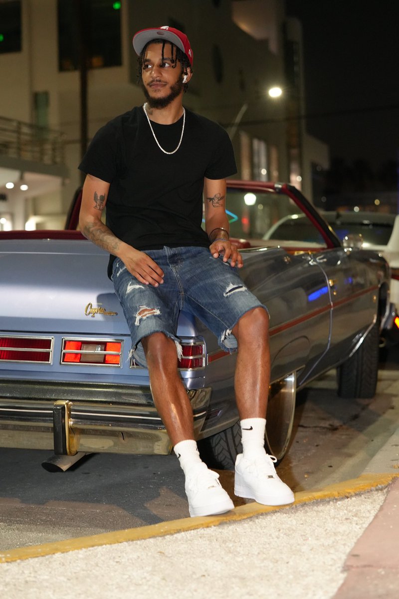 Keysosaa's tweet image. dis chain cost