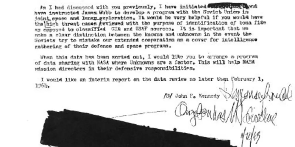 WKMURadioPod's tweet photo. πΈ #DidYouKnow On June 20, 1963, JFK pushed for UFO disclosure... then went silent. Coincidence or was he silenced? π€
Government files remain murky to this day. What don't they want us to know?
Source: JFK memo July 1963
#UFODisclosure #JFK #GovSecrets #TheXFiles #UFO https://t.co/VpbLc1g7XM