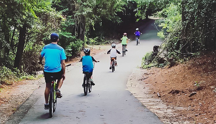 Whether you're walking, biking, or jogging, this 11-mile trail connects you to beach access points, shops, restaurants, parks, and other local gems—all without needing your car.

Read more 👉 lttr.ai/AeykR

#CrystalCoast #FamilyFun #EmeraldIsle