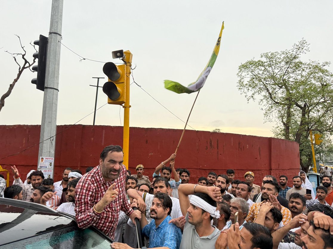 हनुमान जी बेनीवाल जब मोर्चा संभालते है तो न्याय दिलाकर ही उठते हैं 💪💪