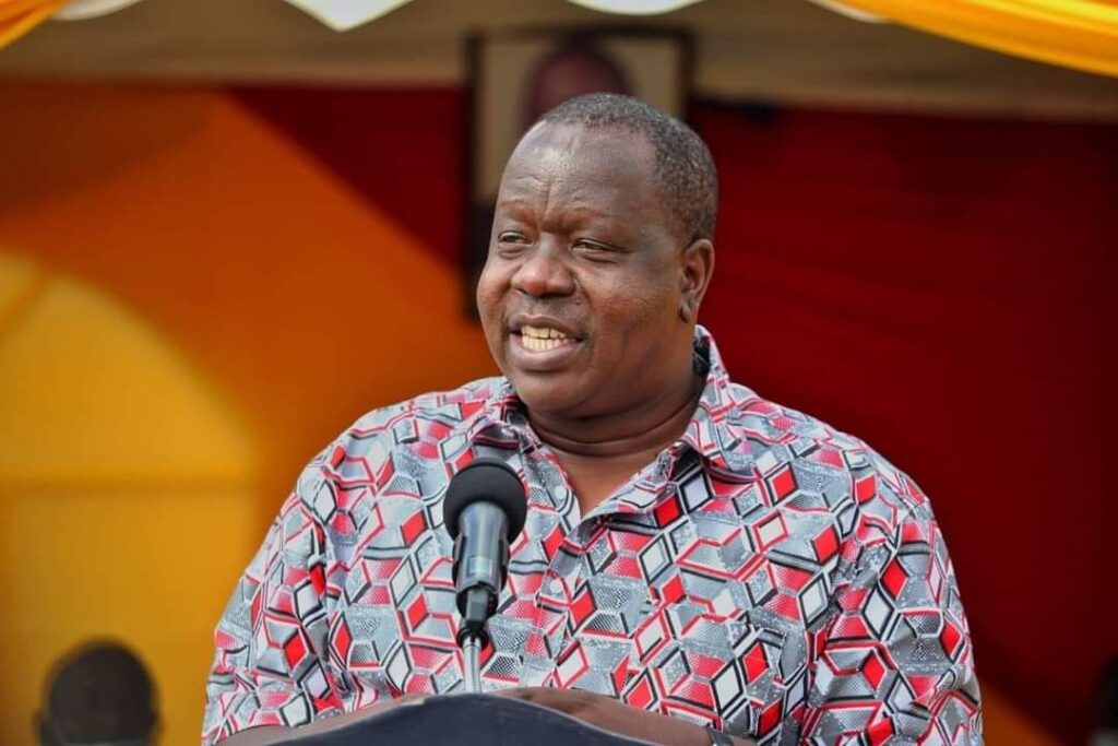 El Presidente! 

Scion of Gusii 

The Bushmeat that hunters cannot chew, 

Surugede, drum of the gods 

The Panacea to Kenyan conundrum 

The Hole that even blind men can see, 

The honey badger that makes Ruto budge, 

Welcome Home Chinkororo 

Let's make WanTam a Reality!