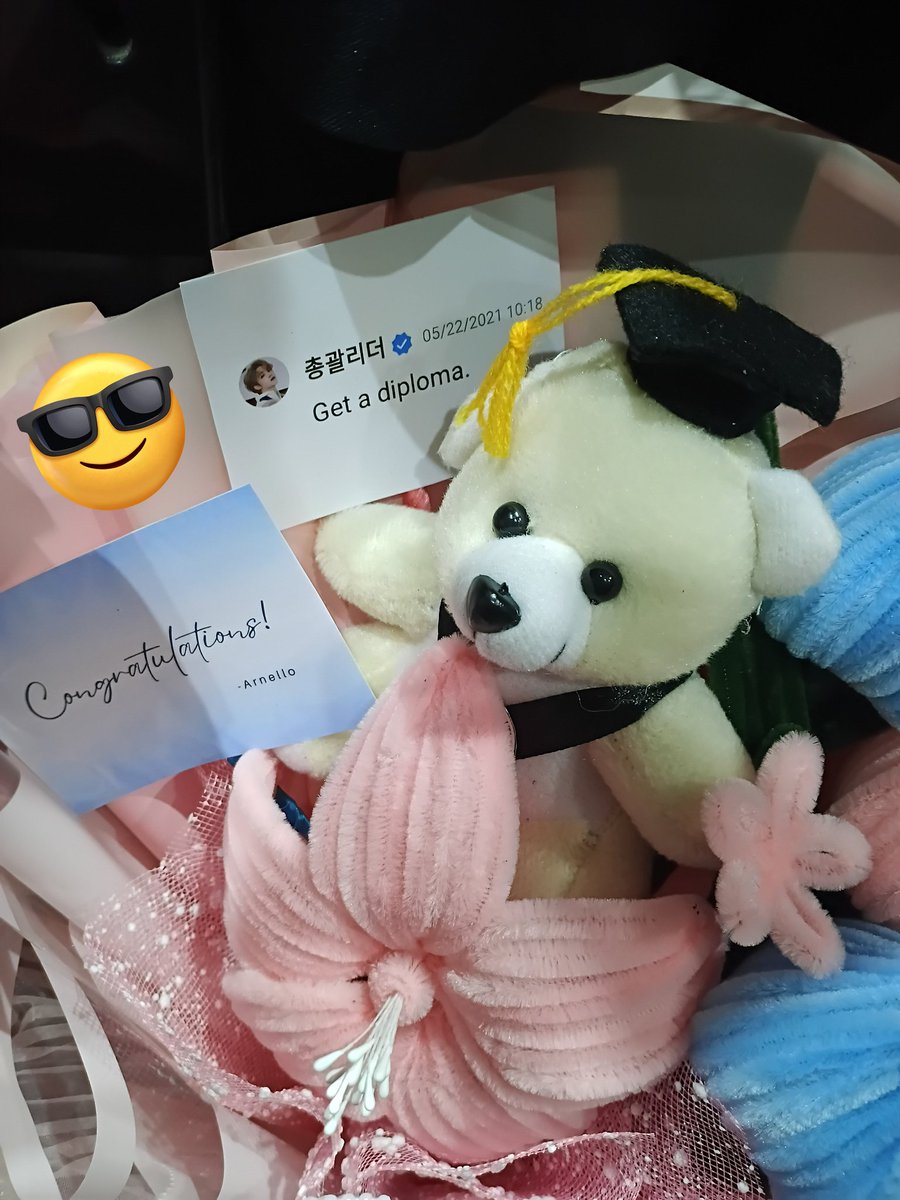nine__thirteen's tweet photo. Just graduated, thank you so much, @pledis_17, for being my additional motivators in my college journey. Next tour, you have a new degree holder Carat 🥺🩷🩵 see you soooooon 🫶 https://t.co/TXB6216s1w