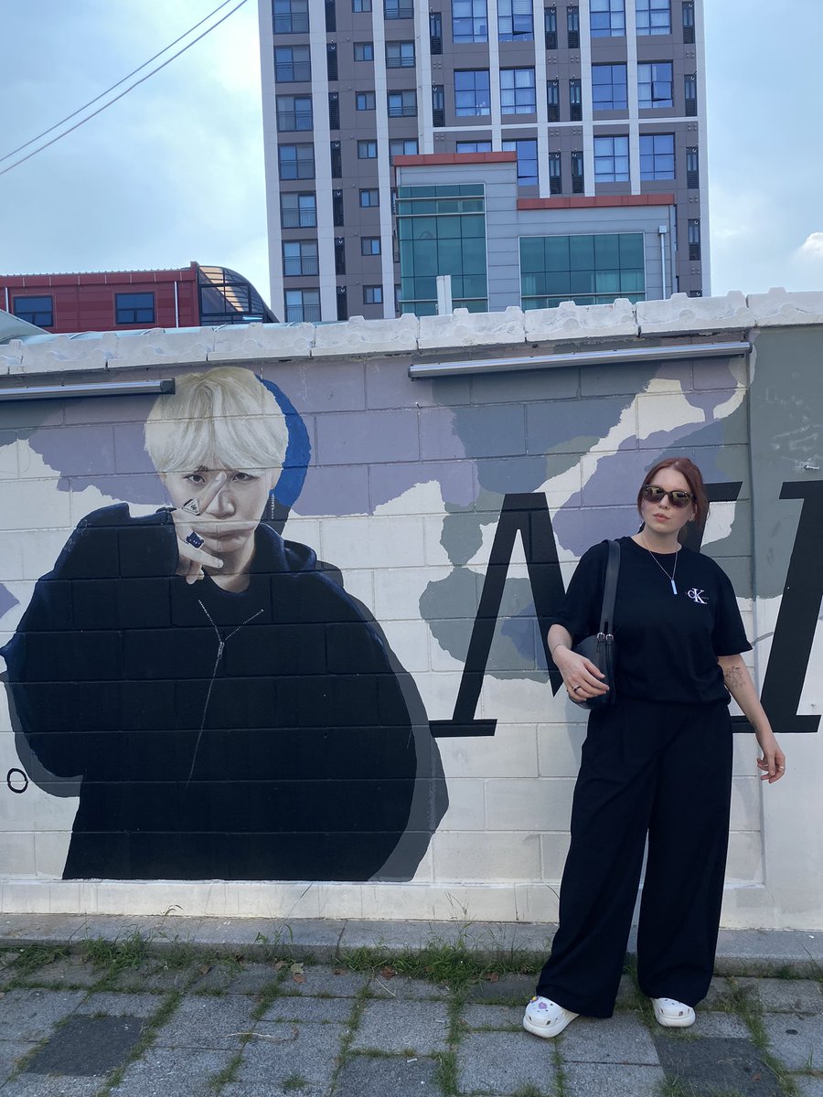 llidaness's tweet photo. Тебя так долго не было,  что кажется, будто  прошла целая вечность

#WelcomeHomeSUGA
#DDAY_SUGAiSBACK #어서와윤기야
#SUGA #AgUstD #슈가 #BTSSUGA
#방탄소년단슈가 https://t.co/kbIpHLmV64