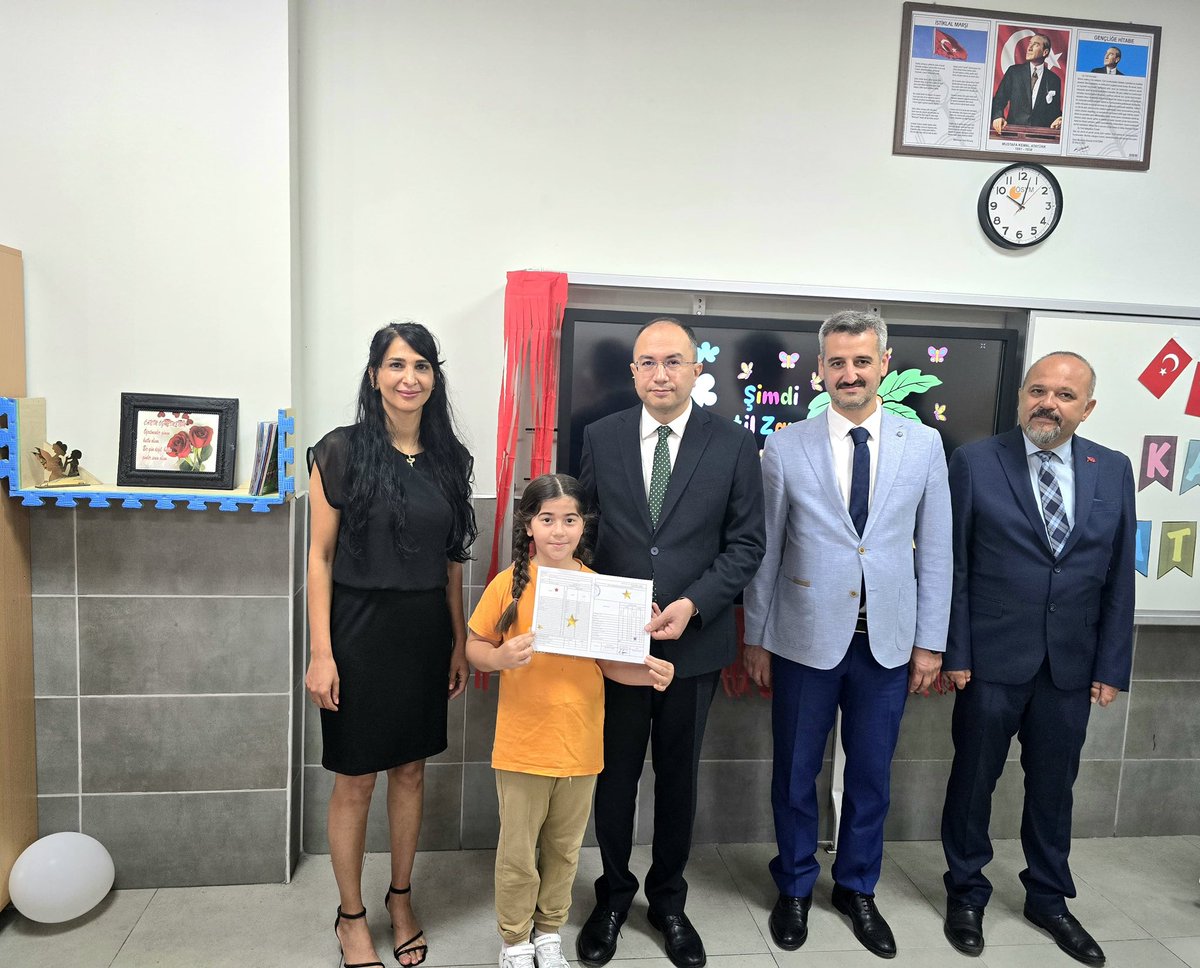 Toroslar Kaymakamlığı (@toroslarkymkmlk) on Twitter photo Kaymakamımız Mehmet Soğukpınar, Ticaret ve Sanayi Odası Eğitim Vakfı İlkokulunda düzenlenen 2024-2025 Eğitim Öğretim Yılsonu Karne Dağıtım Törenine katıldı.
<a href="/Sogukpinar023/">Mehmet Soğukpınar</a> Kaymakamımız Mehmet Soğukpınar, Ticaret ve Sanayi Odası Eğitim Vakfı İlkokulunda düzenlenen 2024-2025 Eğitim Öğretim Yılsonu Karne Dağıtım Törenine katıldı.
<a href="/Sogukpinar023/">Mehmet Soğukpınar</a>