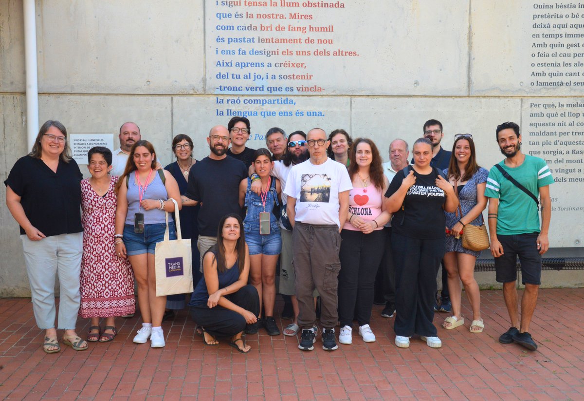 TransmediaCat's tweet photo. 📢Aquest dilluns 16 de juny hem tingut la jornada local del projecte #WEL

Hi hem presentat els resultats del projecte i compartit experiències amb @somfundacio @ASSOCIACIOCATA2 @fundacioastres

👉https://t.co/muXDTahvoi

Moltes gràcies a tots els assistents! https://t.co/VptCXcldPK