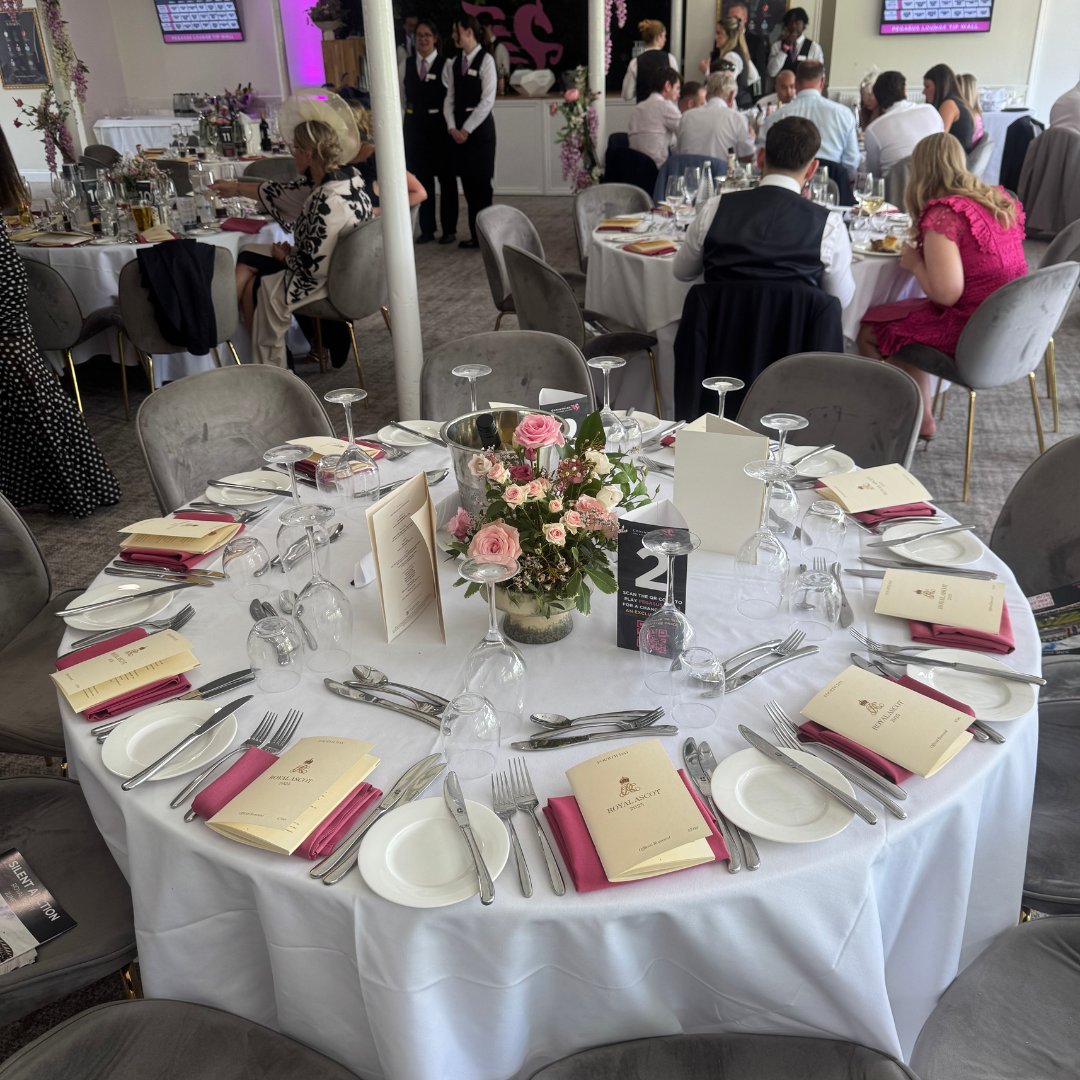 Corinthian Sports (@corsportsltd) on Twitter photo What a week it's been in The Pegasus Lounge at Ascot Racecourse this week at Royal Ascot! 👑
Here's a few snaps from what's been a quintessentially British week so far... 📸⬇️ What a week it's been in The Pegasus Lounge at Ascot Racecourse this week at Royal Ascot! 👑
Here's a few snaps from what's been a quintessentially British week so far... 📸⬇️