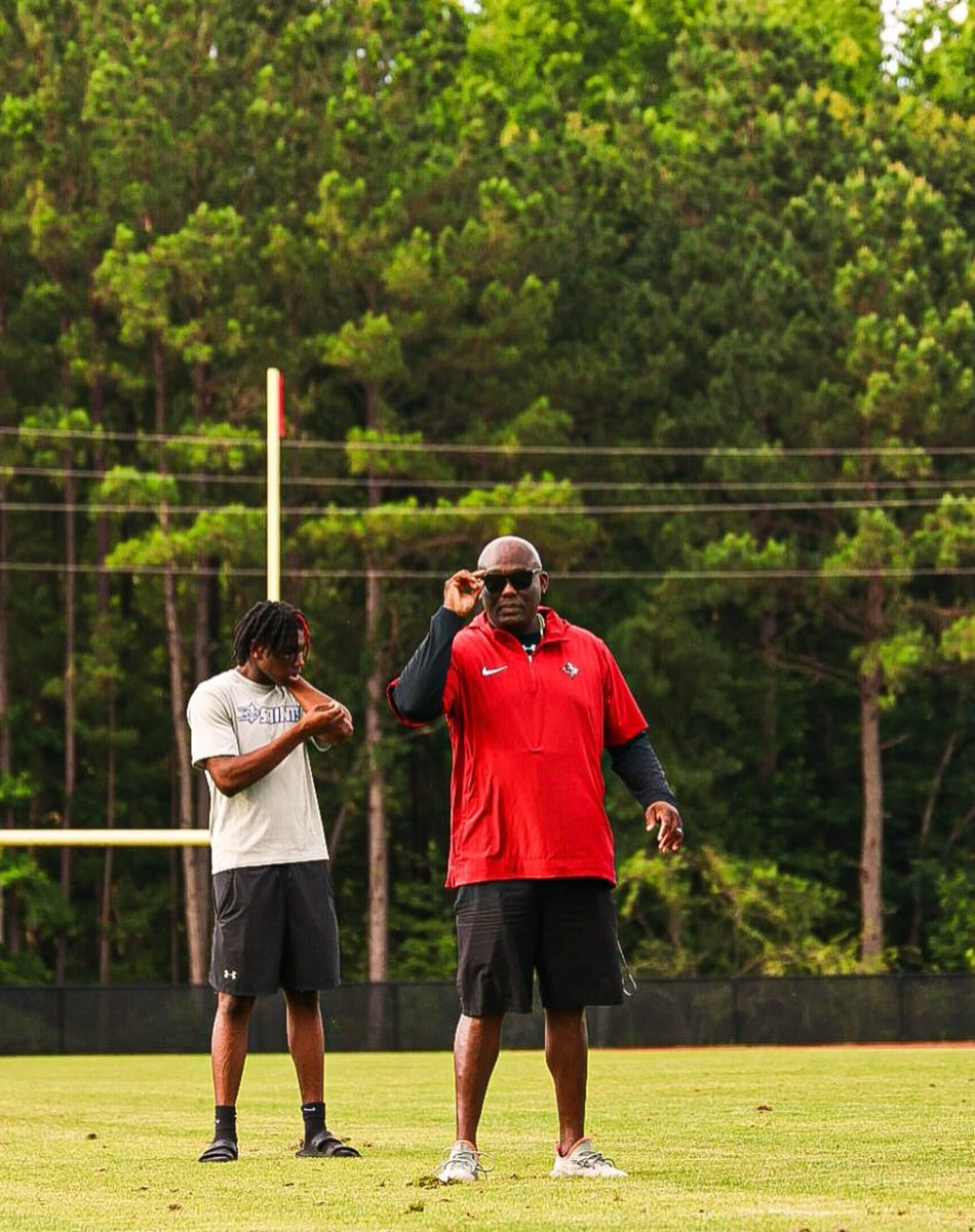 Bamberg Ehrhardt Football (@be_redraidersfb) on Twitter photo Happy Birthday s/o to the Head Coach Corey Crosby <a href="/CrosbyCoach/">Coach Corey Crosby, M.ED.</a> enjoy your day coach 🖤 Happy Birthday s/o to the Head Coach Corey Crosby <a href="/CrosbyCoach/">Coach Corey Crosby, M.ED.</a> enjoy your day coach 🖤