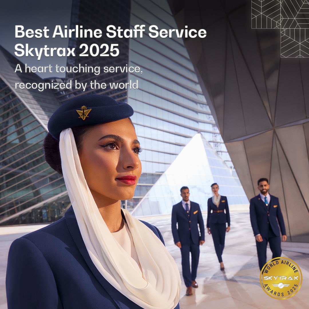 SaudiAirlinesEn's tweet image. #Skytrax 2025 Winner 🥇 

Best staff for the best guests 🧑🏻‍✈️👨🏻‍✈️

Heartfelt Service. Global Recognition 💚

#ThisIsHowWeFly