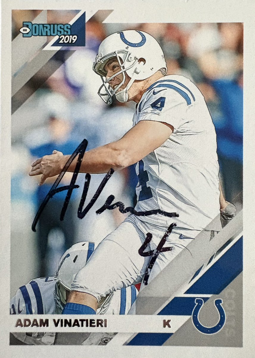StarrsCards's tweet image. My 697th TTM auto!  Colts legend and NFL 100 All-Time Team member Adam Vinatieri signed my card in 9 days!  Thanks a bunch! #TTMAutographs #TTMSuccess #GoBucks @cnterfield11 @PokeyTheBrave @IbreakCards @OhNoonan @budgetcollect