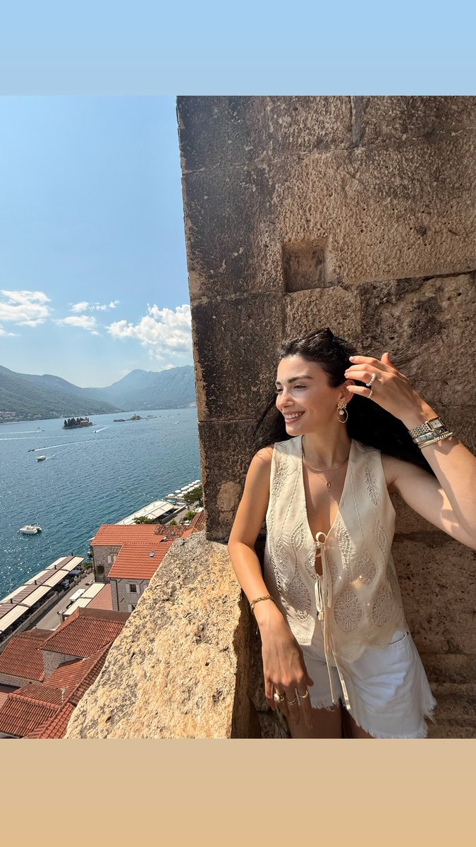 Oyyyyyy bebişkom 🤍🤍
#ÖzgeYağız