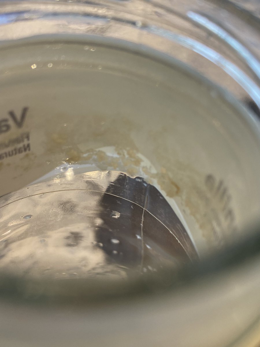 bethanieaa_'s tweet photo. @StarbucksCare — got the vanilla frapp drink from my local 7/11. 
Tasted and felt off after I shook and drank it.
IS THIS MOLD😭😭😭 https://t.co/9CcAdkfs0k