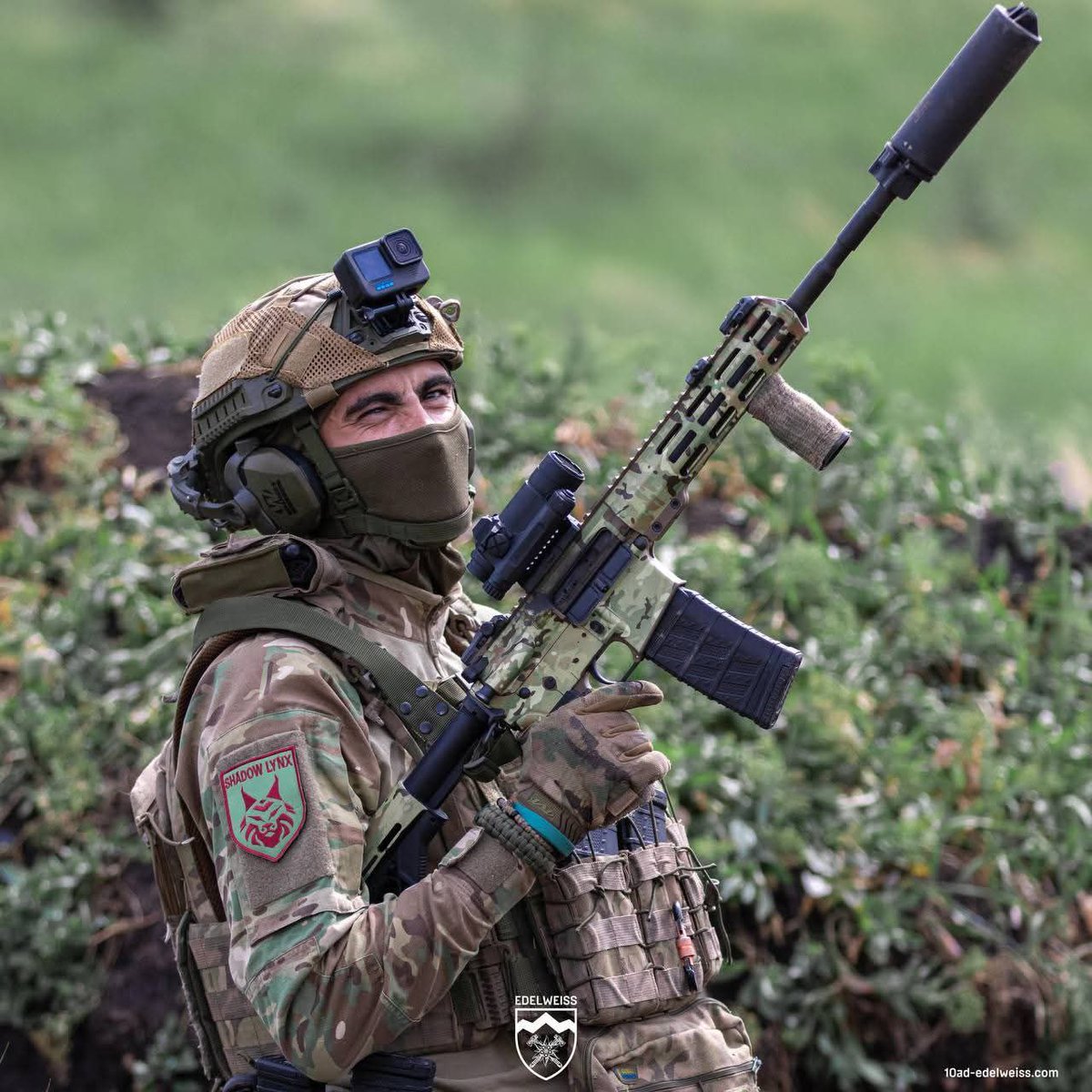 GeneralStaffUA's tweet image. Розвідка — перші, хто бачить ворога. Останні, кого бачить ворог. 

Фото комунікаційного підрозділу 10 окремої гірсько-штурмової бригади "Едельвейс"

#підготовкаЗСУ2025