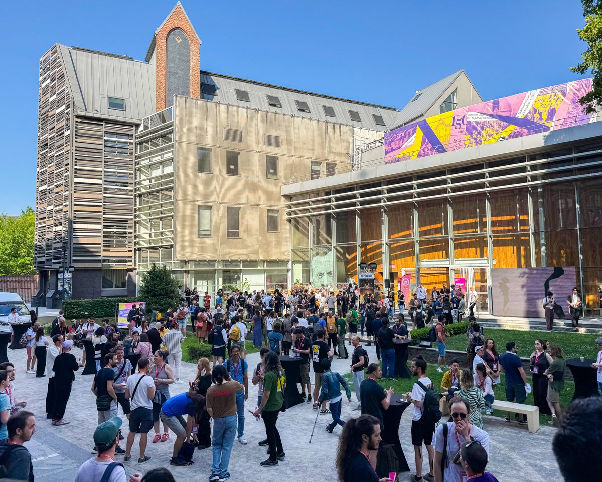 MidgarStudio's tweet image. 📣@GameCampFrance wraps up after two days of inspiring conferences around video games!

HUGE THANKS for the rich and passionate conversations that made our stay in #Lille so special. 

Many thanks to @NaconFR for the opportunity to talk about our experience working on @EOSeries!