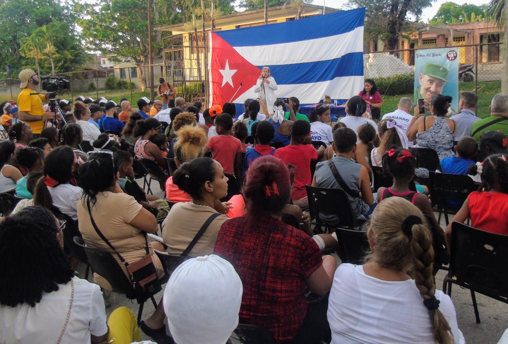 🇨🇺I En Pogolotti Finlay, jóvenes valientes compartieron sus testimonios de lucha y superación frente a las adicciones. Un mensaje claro: #ContraLasDrogasSeGana con voluntad, apoyo y conciencia colectiva.