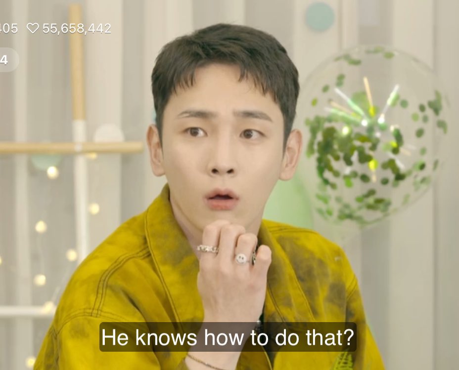 meusconceptions's tweet photo. thinking of when kibum got discharged from military and was on vlive (good old days) and saw jinki’s comment on his live and he was surprised and asked he can do that and jinki posted on ig a screenshot of him seeing the live and was like bro of course I can do that 😭😭 https://t.co/0ao2uBMkOw