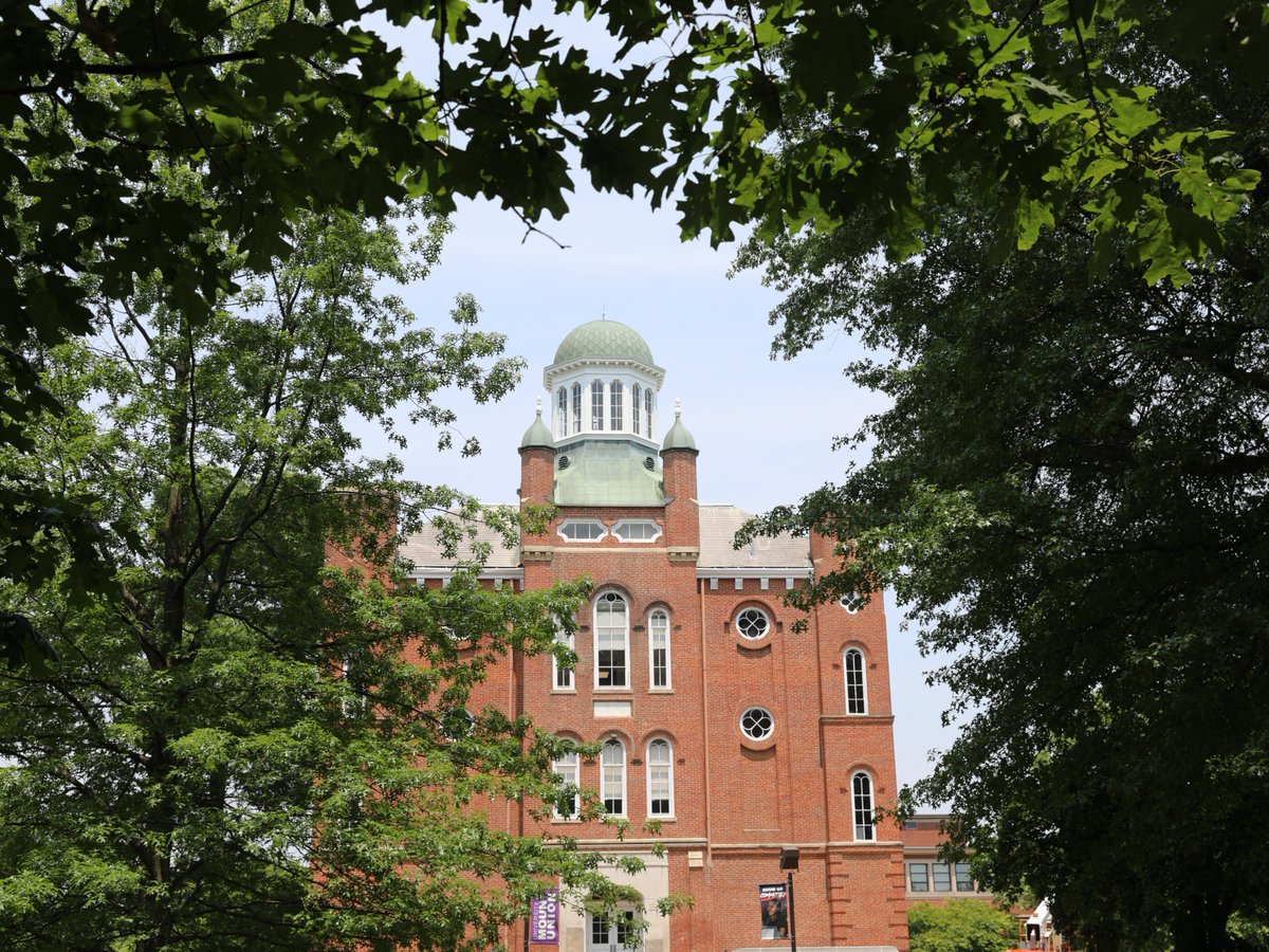It’s the first official day of summer! ☀️ While campus may be a little quieter, the beauty shines brighter than ever.

Enjoy the rest of your time off, Raiders, August will be here before you know it!