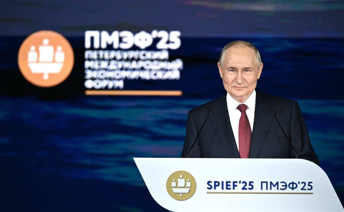 #SPIEF2025

⚡️ President #Putin:

We are not seeking an unconditional surrender from Ukraine.

👉 We insist that Ukraine recognises the realities that we have on the ground.
