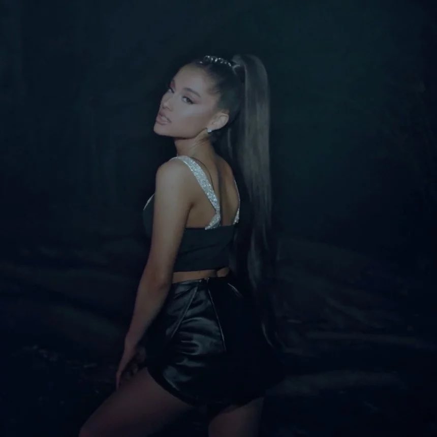 Aman Grewal The YouTubing Gamer ๐ฎ๐๐ (@realamangrewal) on Twitter photo Seven years ago today, my female idol Ariana Grande released her song called โThe Light Is Comingโ featuring rapper <a href="/NICKIMINAJ/">Nicki Minaj</a> and I absolutely still LOVE ๐โค๏ธ listening to that song so very much to this day! Itโs a catchy song! I highly recommend that song! ๐๐๐ต๐ถ Seven years ago today, my female idol Ariana Grande released her song called โThe Light Is Comingโ featuring rapper <a href="/NICKIMINAJ/">Nicki Minaj</a> and I absolutely still LOVE ๐โค๏ธ listening to that song so very much to this day! Itโs a catchy song! I highly recommend that song! ๐๐๐ต๐ถ