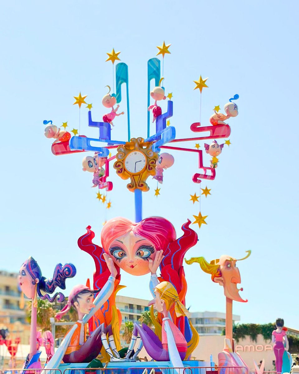Alicante is glowing! 🎉
The city is already dressed up for #FogueresdeSantJoan2025.
Some hogueras are already standing — full of colour, art and tradition 🔥
Come and feel the magic!
#Alicante #AlicanteCity #AlicanteTurismo