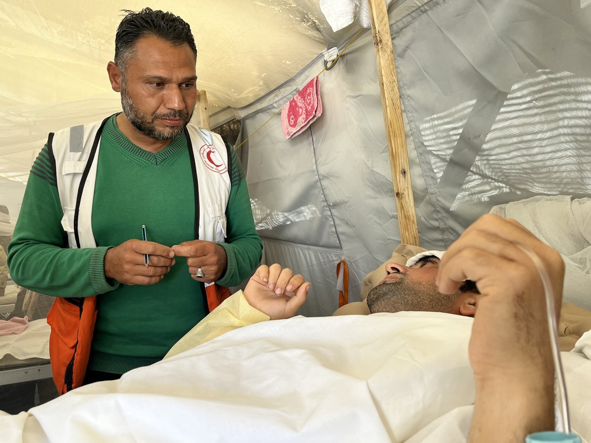 decappeal's tweet image. The extraordinary challenges around aid delivery in Gaza are having a devastating impact on the work of DEC member charities and their local partners. The catastrophic humanitarian crisis is deteriorating rapidly.
Right now, even in these dire circumstances, they are still…