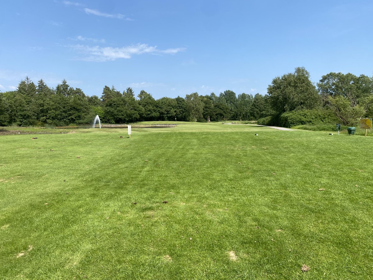 GolfRoscommon's tweet image. 12th hole looking magnificent as we countdown to the start of our 2025 Golf Classic Fundraiser.
Limited number of tee-times still available for tomorrow (Sat) and Sunday morning.
Contact the club if you wish to book a slot. Everyone welcome.