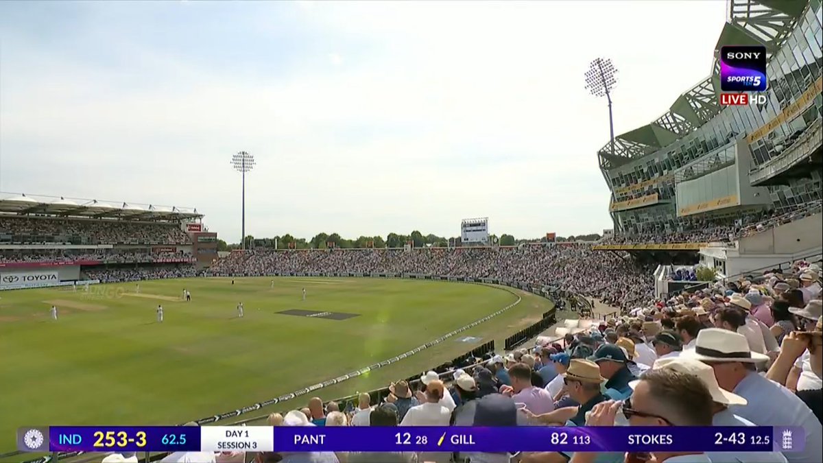 A lovely atmosphere for Test cricket.