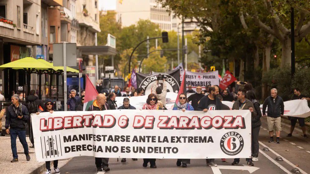 Salud y lucha antifascista, antisionista y 
🇵🇸✊❤️💛💜✊🇵🇸 Nos seguimos las propuestas, RT, III R y S. Por #PalestinaLibreYEnPaz contra el #SionismoGenocida y hasta que salgan, #PabloHaselLibertad #PedroCastilloLibertad #Las6DeLaSuizaLibertad #Los6DeZaragozaLibertad