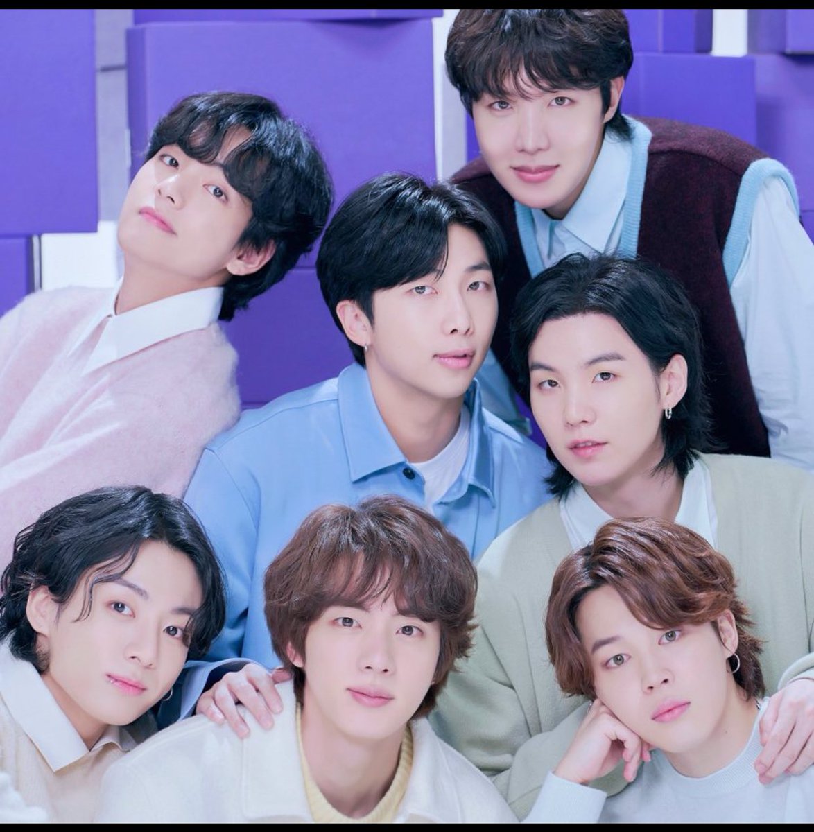 RT AND REPLY 

BTS IS BACK 
OUR 7 IS HOME 
SUGA IS BACK 
WELCOME HOME YOONGI 
WE LOVE YOU YOONGI