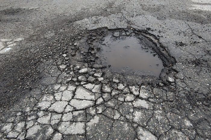 New from me: A series of pot holes reported on Harden Hills 

Hopefully these will be fixed soon.

 ift.tt/TKxO1C6