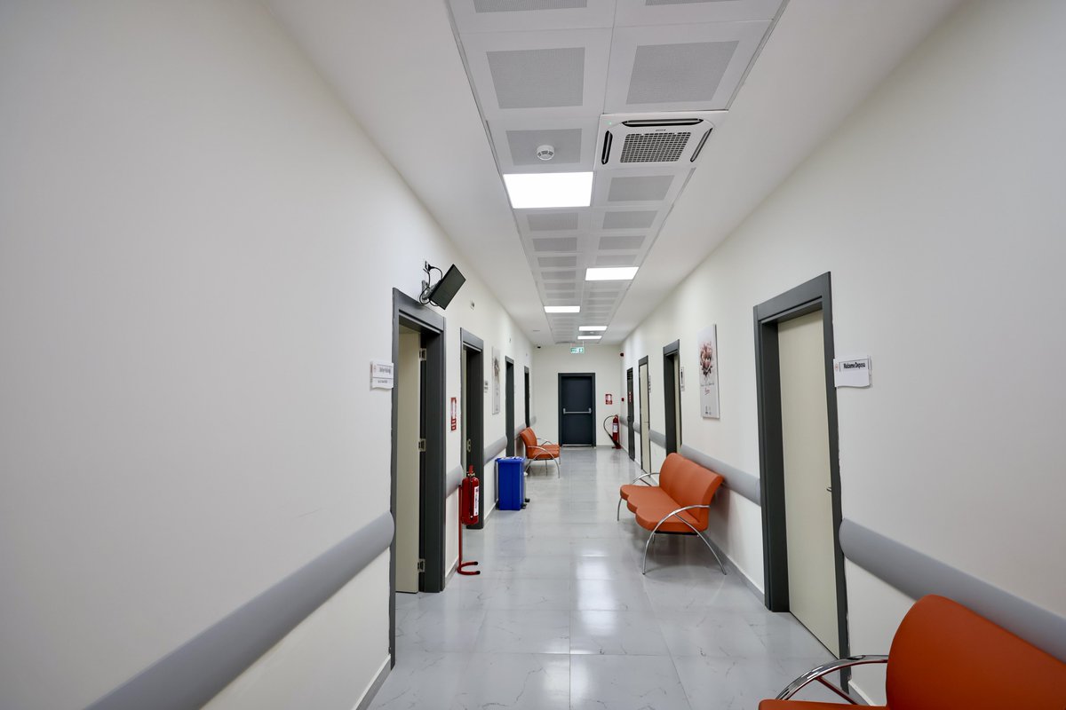 👩‍⚕️👨‍⚕️Menemen Ulukent’e Yeni Bir Sağlık Nefesi!

Bugün, Menemen Belediyemiz tarafından hayata geçirilen Ulukent Semt Polikliniği’ni hemşehrilerimizle birlikte hizmete açmanın gururunu ve mutluluğunu yaşadık.

İzmir’imiz artık bir sağlık şehri, bir sağlık kenti olmuştur.