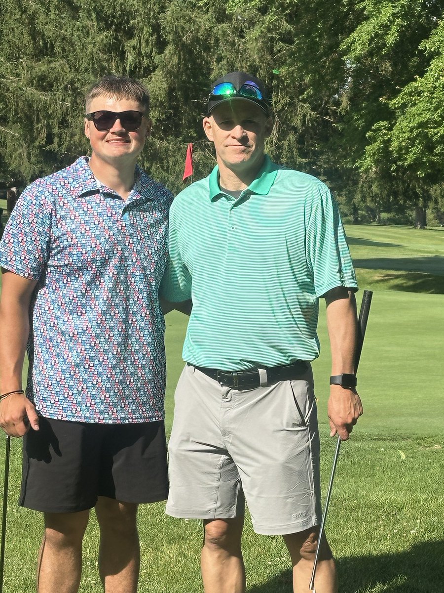 Nothing like spending a day on the links with family!