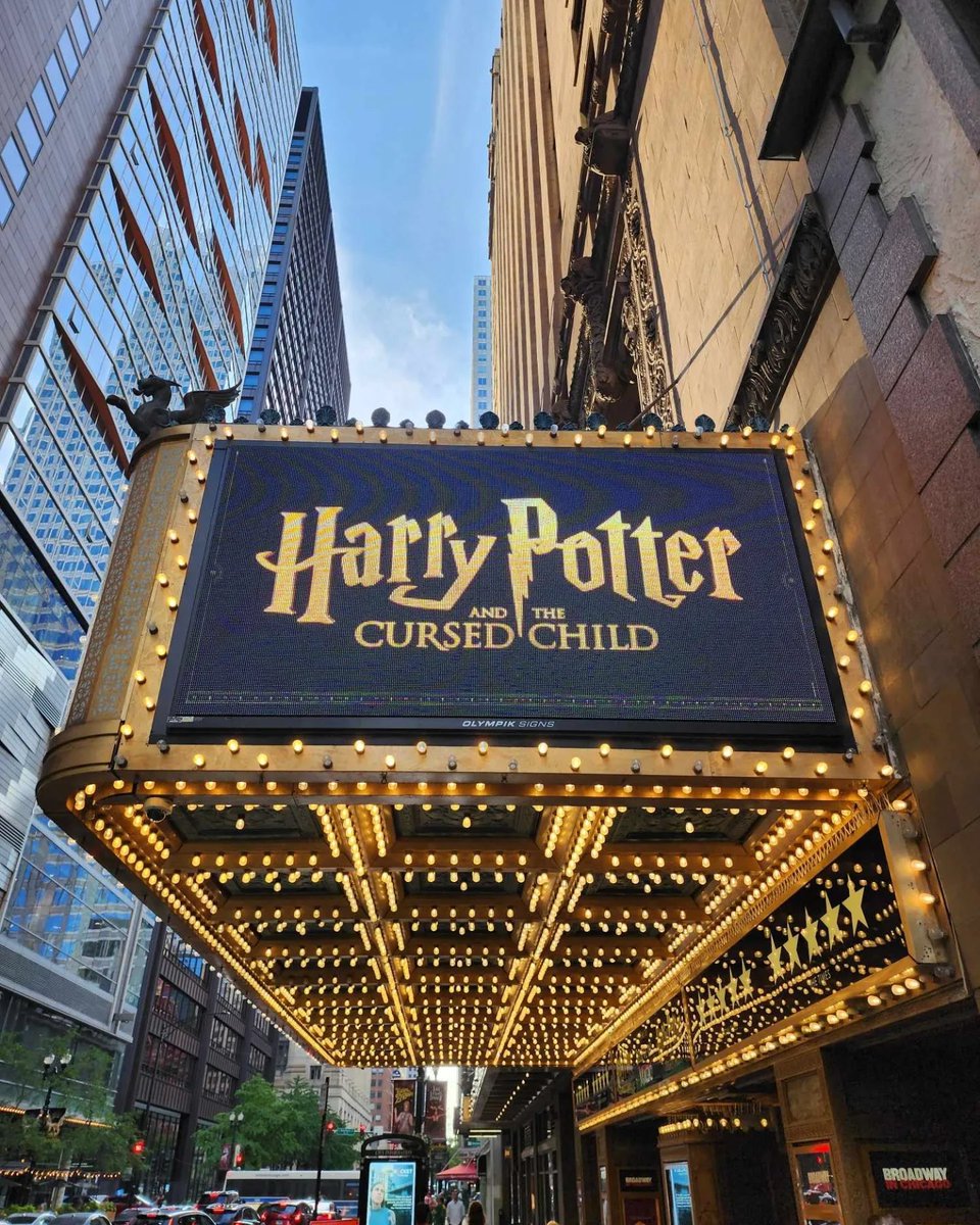 Hogwarts: A Podcast tweet media